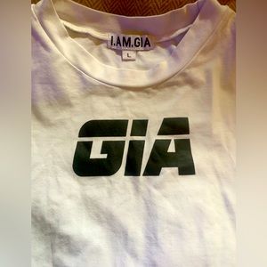 Gia crop top